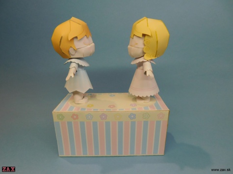 Kissing Dolls