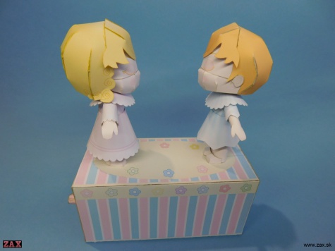 Kissing Dolls