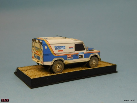 LAND ROVER DEFENDER 110