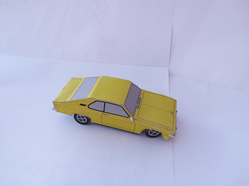 Opel manta A (Plná velikost v novém okně) Opel manta A