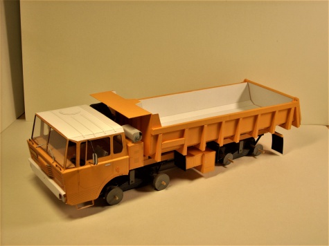 TATRA 813 8x8 S1  drtikolka