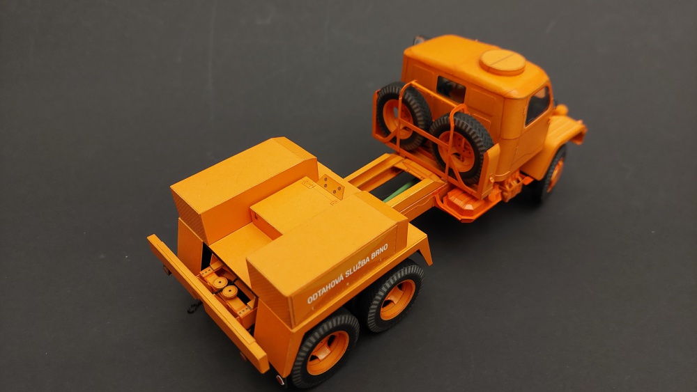 413688