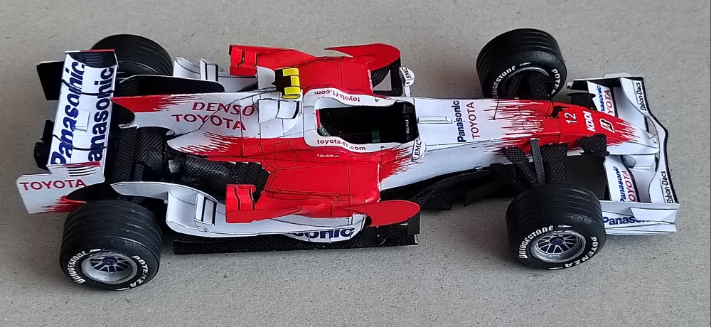 TOYOTA TF108 / Timo Glock / GP Hungary 2008 (Plná velikost v novém okně) TOYOTA TF108 / Timo Glock / GP Hungary 2008