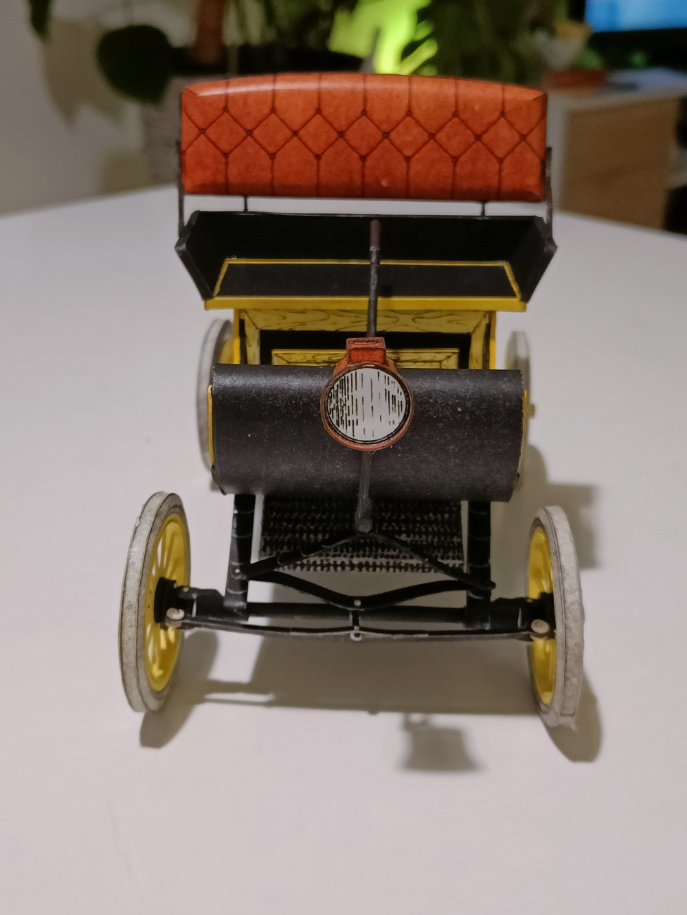414135