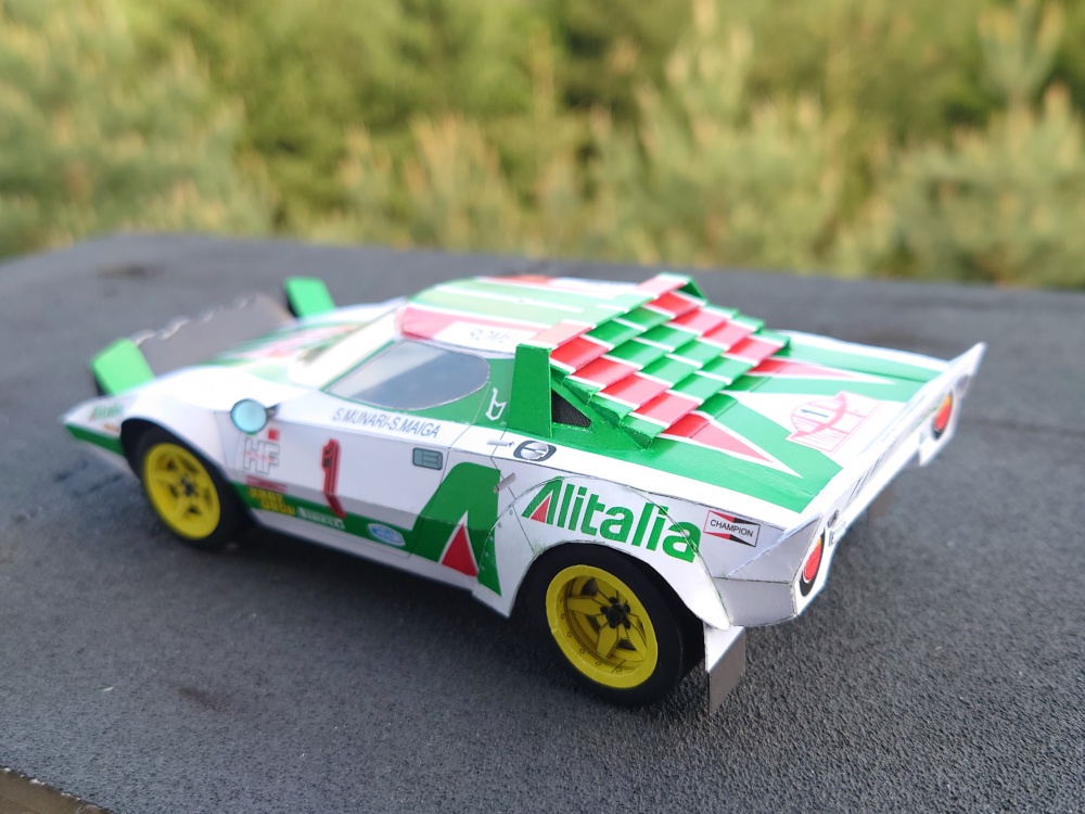 Lancia stratos alitalia (Plná velikost v novém okně) Lancia stratos alitalia