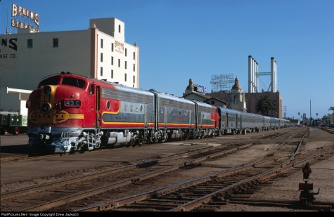 EMD F7 Santa Fe ''Warbonnet''