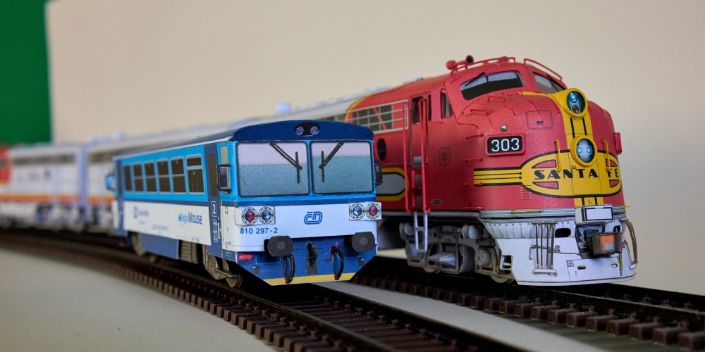 427477