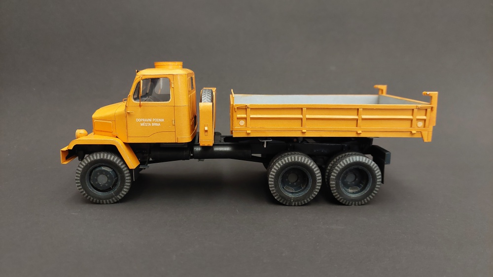 415470