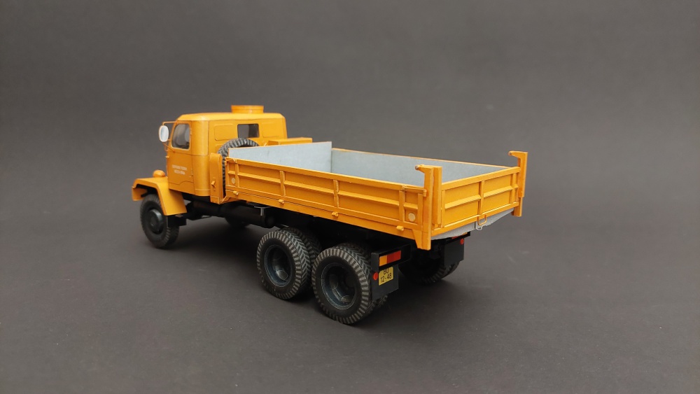 415471