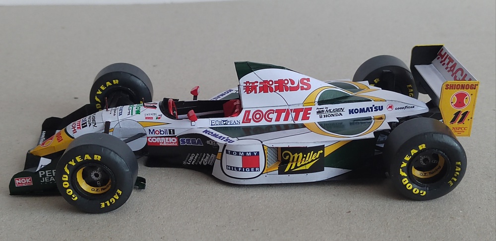 LOTUS 107C - Pedro Lamy - GP Pacific 1994 (Plná velikost v novém okně) LOTUS 107C - Pedro Lamy - GP Pacific 1994