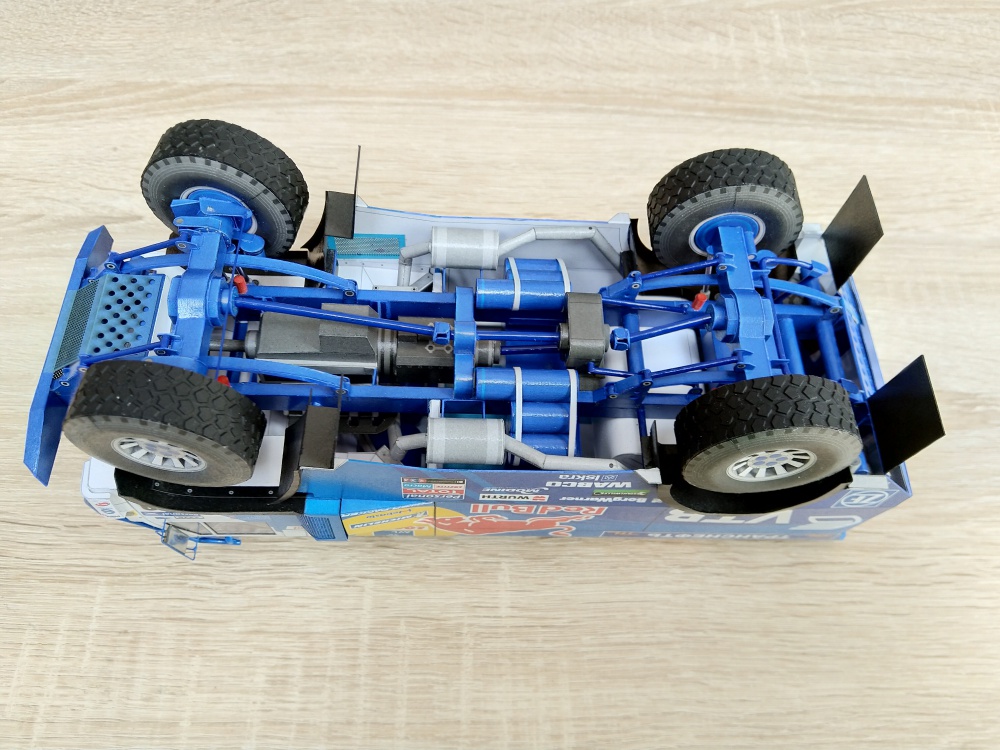415598