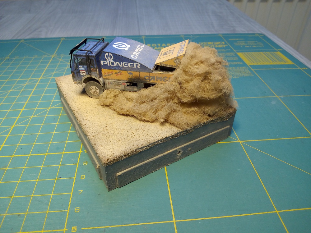 Dakar truck 1:100