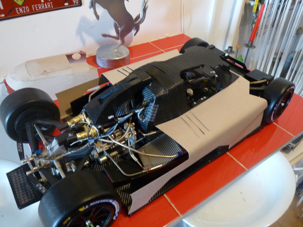425596
