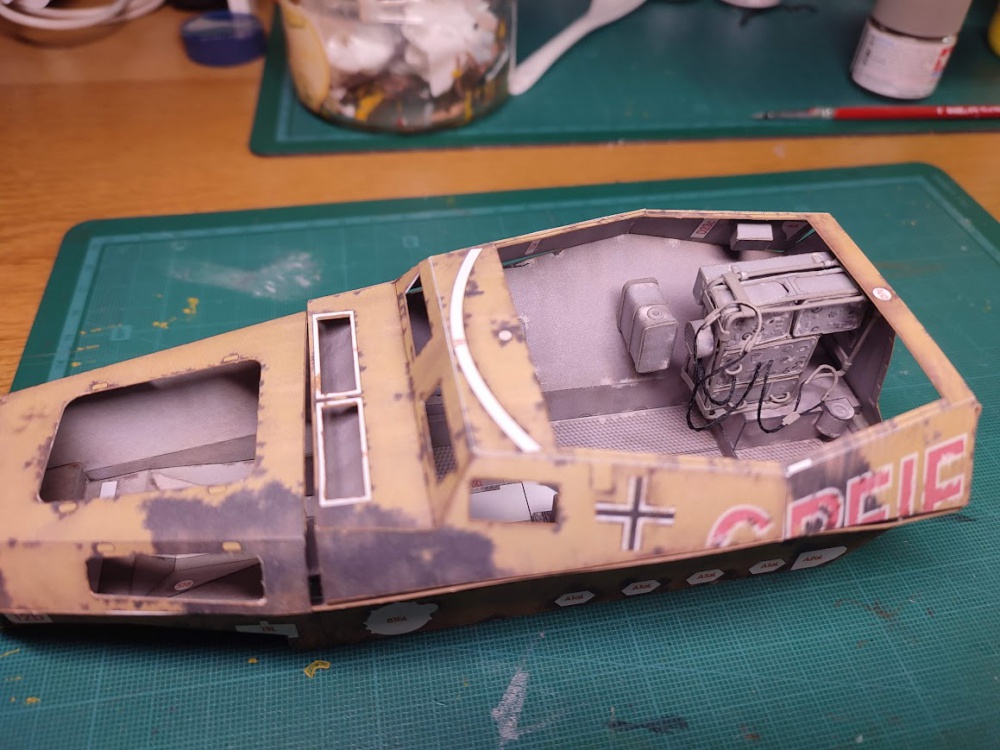Sd.Kfz. 250/3 Greif (Plná velikost v novém okně) Sd.Kfz. 250/3 Greif