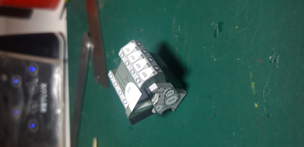 417498