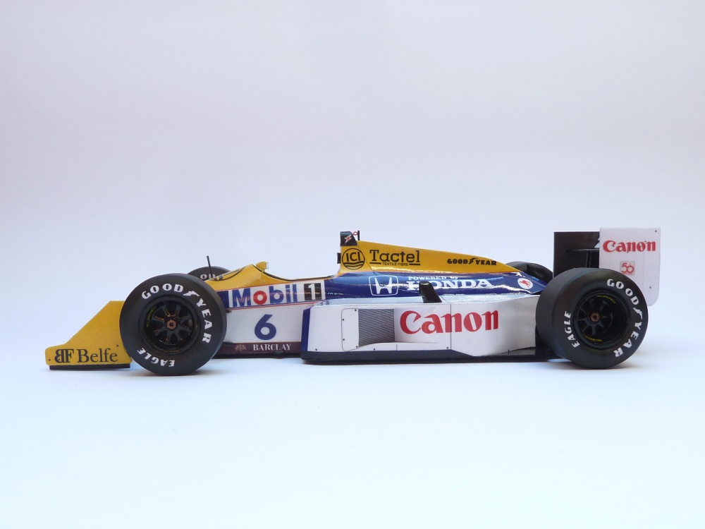Williams FW11B (1987; Piquet) (Plná velikost v novém okně) Williams FW11B (1987; Piquet)