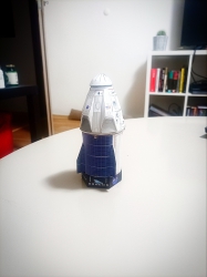 Space X Crew Dragon 2