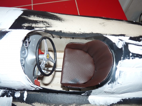 Závodní lodě Ferrari Závodní lodě Ferrari
