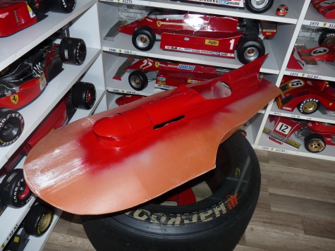 Závodní lodě Ferrari Závodní lodě Ferrari