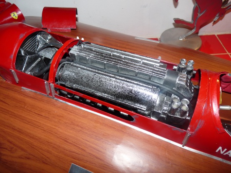 Závodní lodě Ferrari Závodní lodě Ferrari
