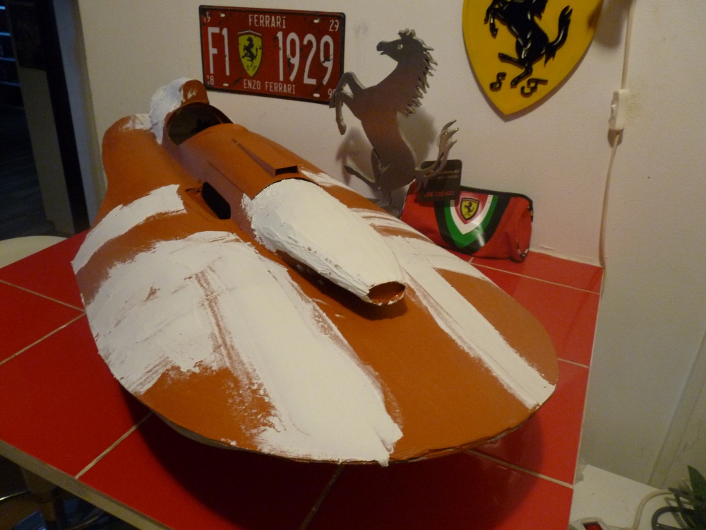 Závodní lodě Ferrari (Plná velikost v novém okně) Závodní lodě Ferrari