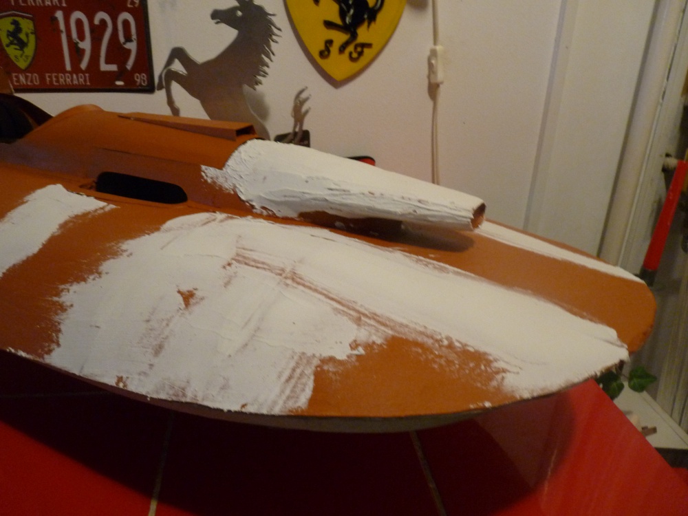 Závodní lodě Ferrari (Plná velikost v novém okně) Závodní lodě Ferrari