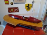 Z�vodn� lod� Ferrari