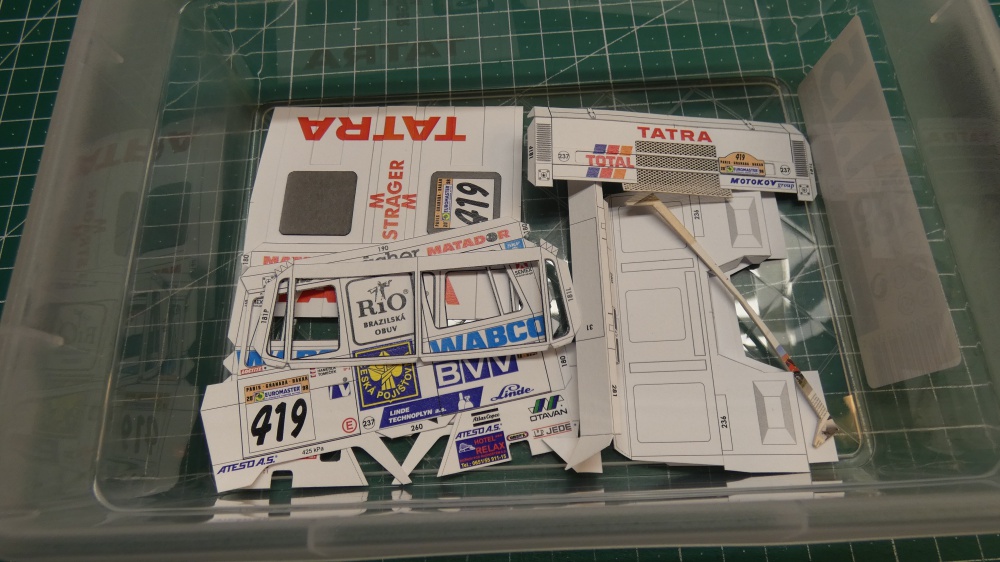 Tatra 815 4x4 HAS Dakar 1998 (Plná velikost v novém okně) Tatra 815 4x4 HAS Dakar 1998