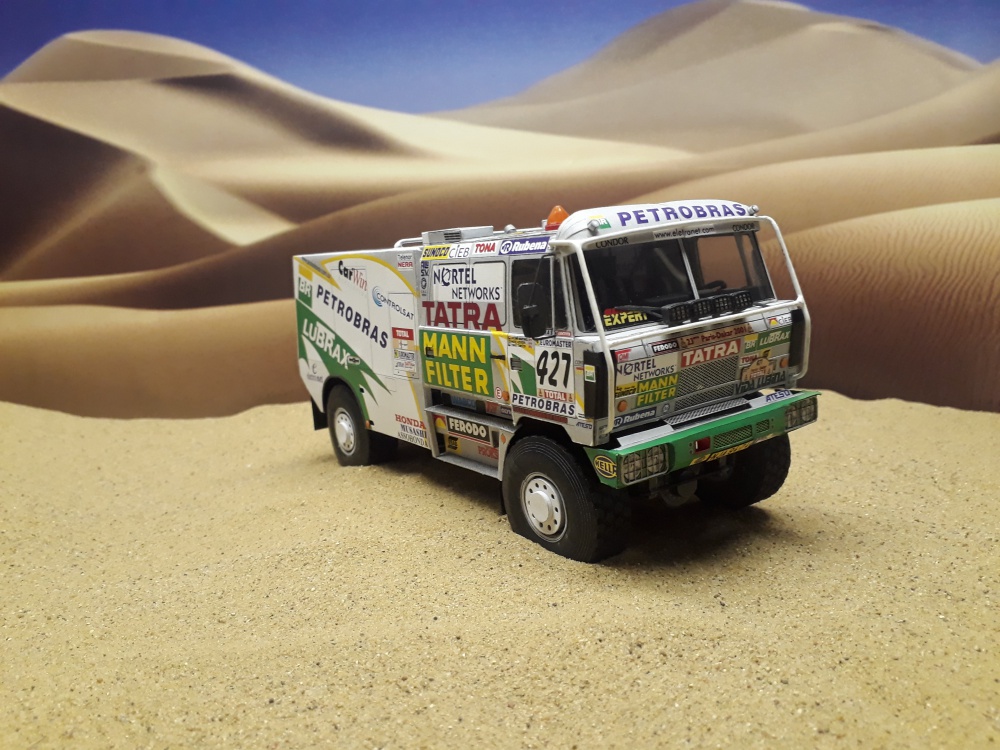 Tatra 815 4x4 HAS Dakar 2001 - Kovář (Plná velikost v novém okně) Tatra 815 4x4 HAS Dakar 2001 - Kovář