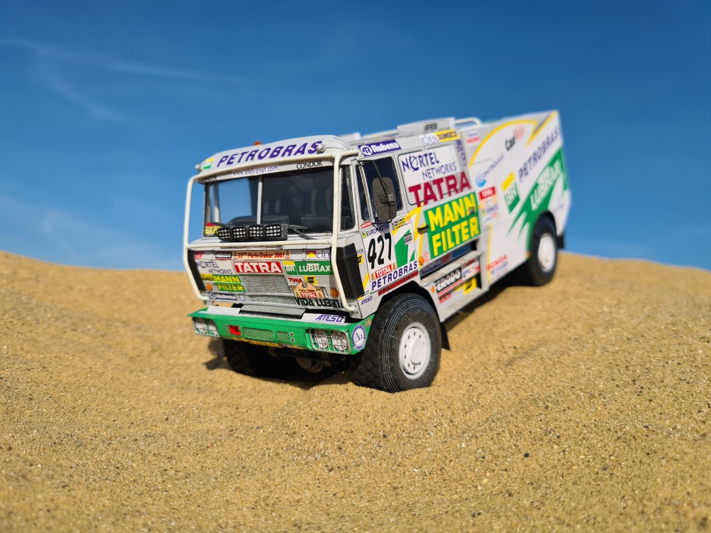 Tatra 815 4x4 HAS Dakar 2001 - Kovář (Plnďż˝ velikost v novďż˝m oknďż˝) Tatra 815 4x4 HAS Dakar 2001 - Kovář