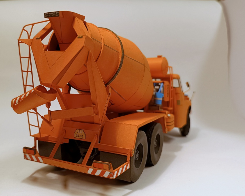 428098