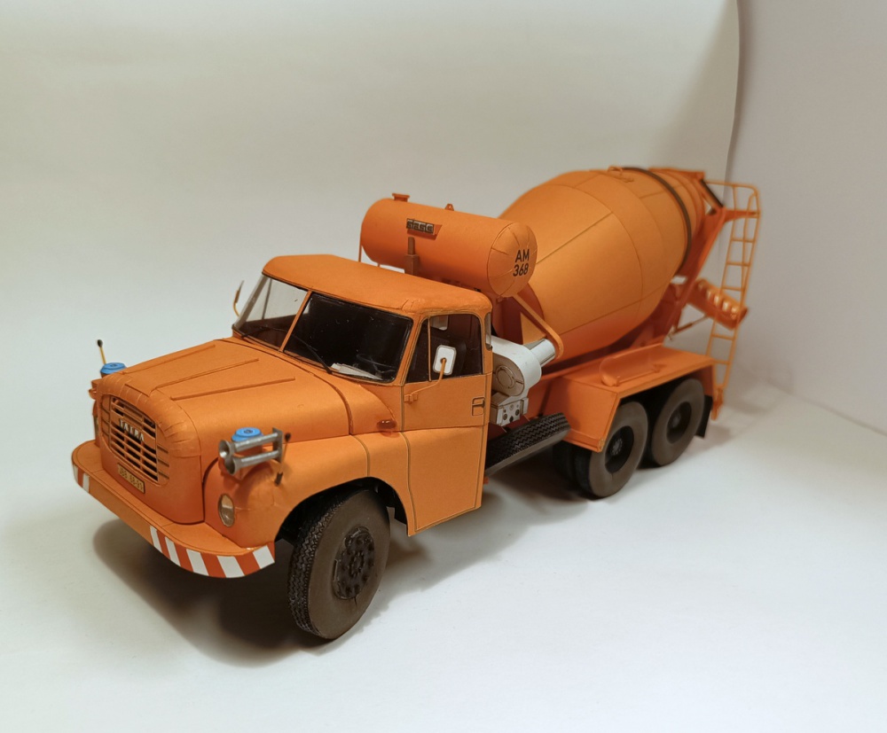Tatra 148 AM-368