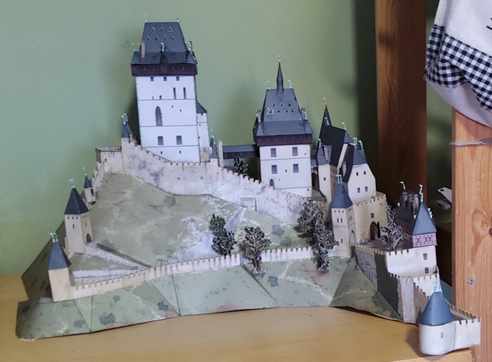 Karltejn (Pln� velikost v nov�m okn�) Karltejn