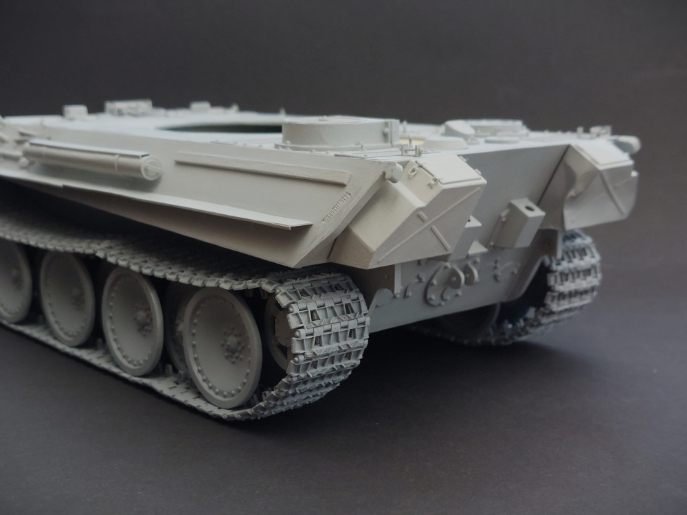 Panther (Plná velikost v novém okně) Panther