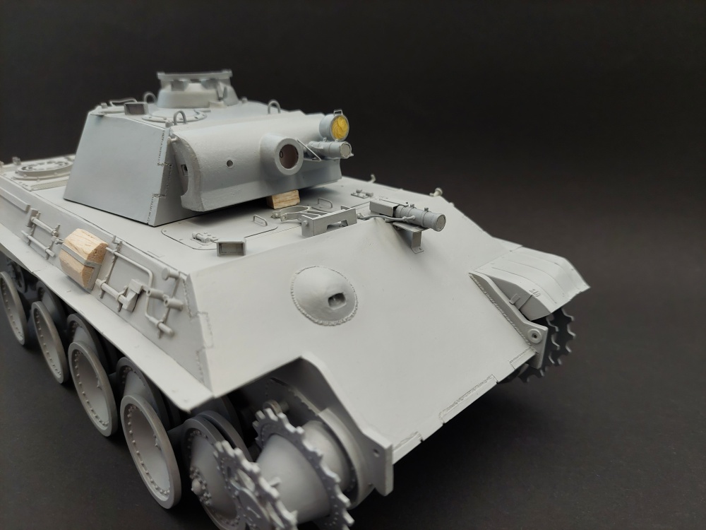 Panther (Plná velikost v novém okně) Panther