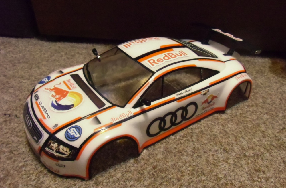 Audi (Plná velikost v novém okně) Audi