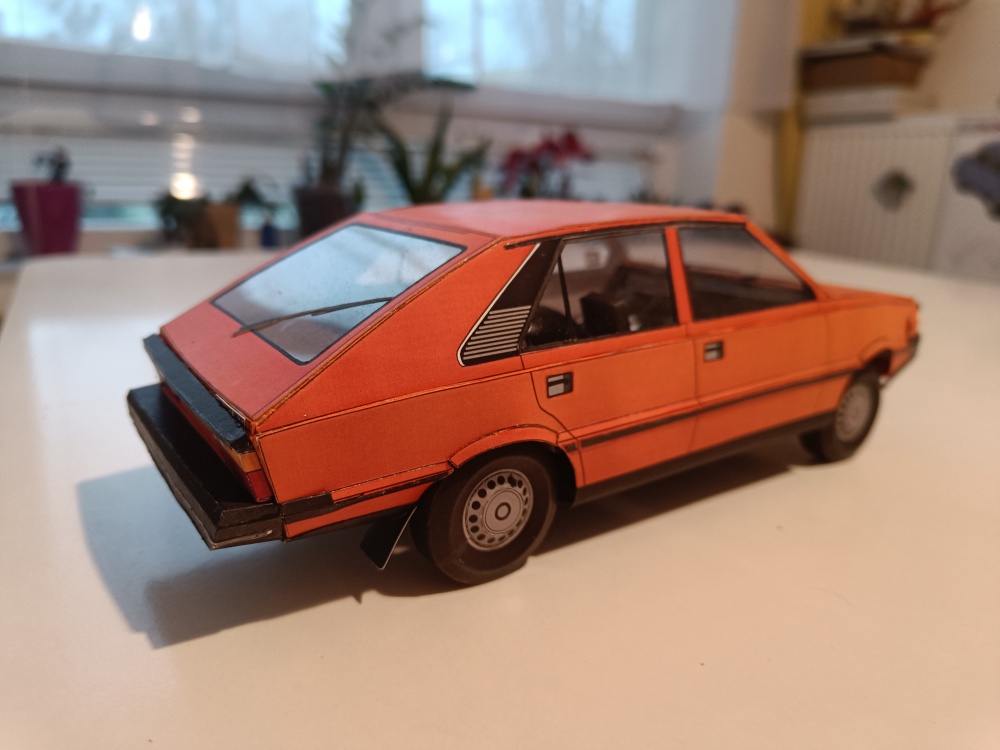 Polonez 1500 (Plná velikost v novém okně) Polonez 1500