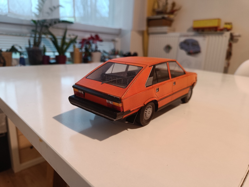 Polonez 1500 (Plná velikost v novém okně) Polonez 1500