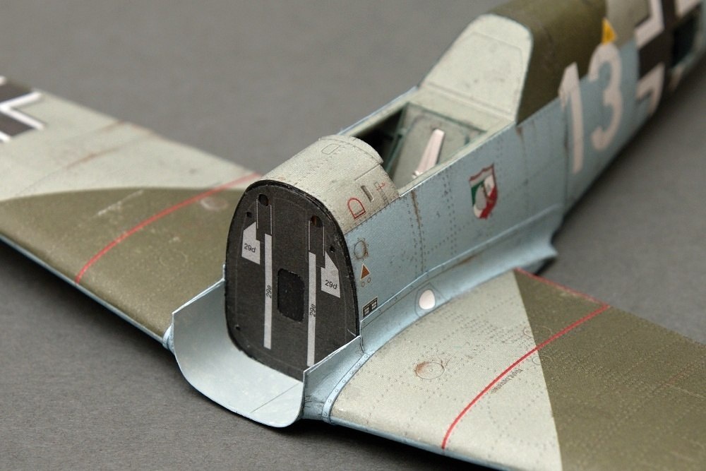 Messerschmitt Bf-109 E4 (Plná velikost v novém okně) Messerschmitt Bf-109 E4