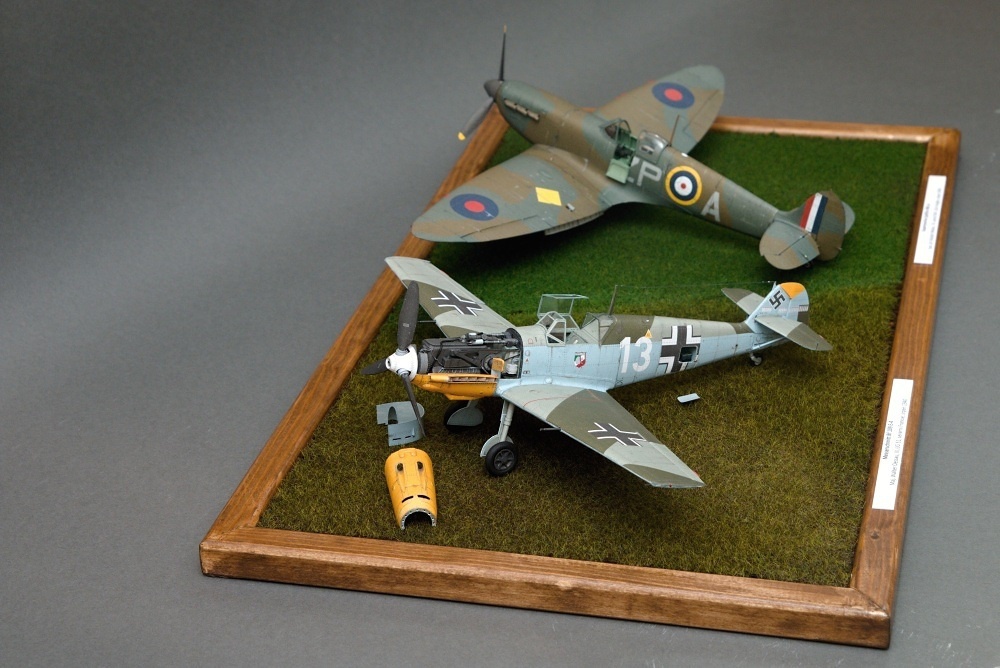 Messerschmitt Bf-109 E4 (Plná velikost v novém okně) Messerschmitt Bf-109 E4