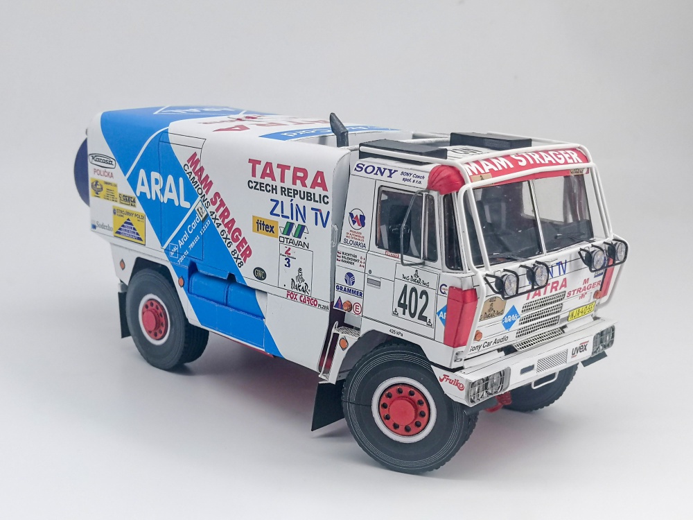 Tatra 815 4x4 "Aral" (Plná velikost v novém okně) Tatra 815 4x4 "Aral"