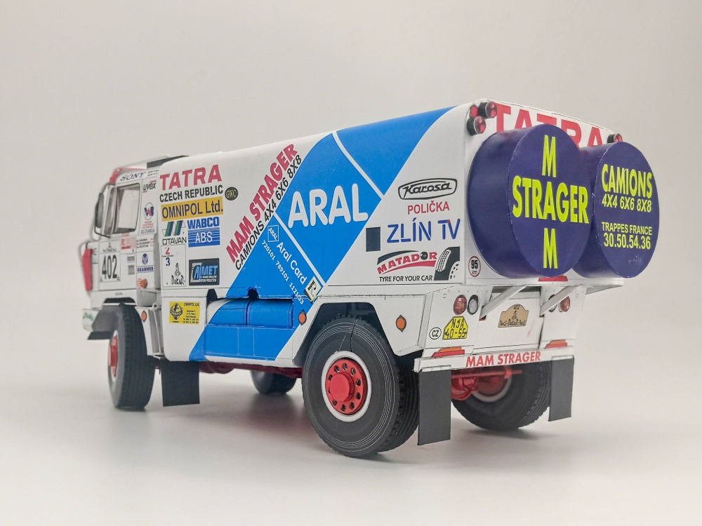 Tatra 815 4x4 "Aral" (Plná velikost v novém okně) Tatra 815 4x4 "Aral"