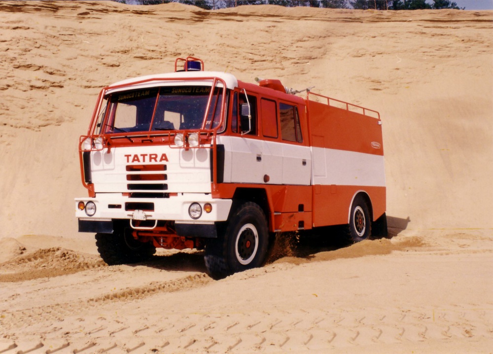 Tatra 815 4x4 HAS Dakar 1994 - Anniversary Edition (Plná velikost v novém okně) Tatra 815 4x4 HAS Dakar 1994 - Anniversary Edition
