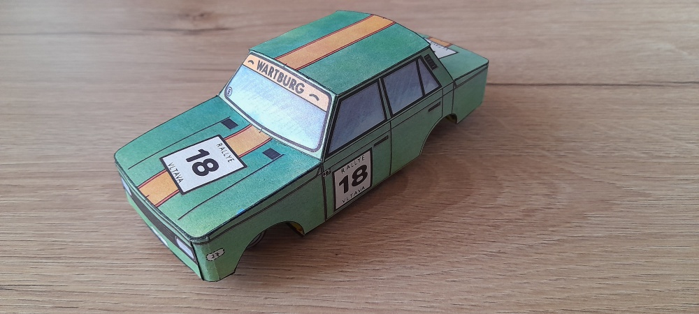 424310