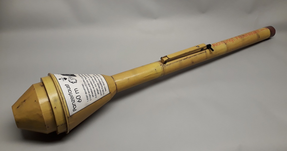 Panzerfaust 60 (Plná velikost v novém okně) Panzerfaust 60