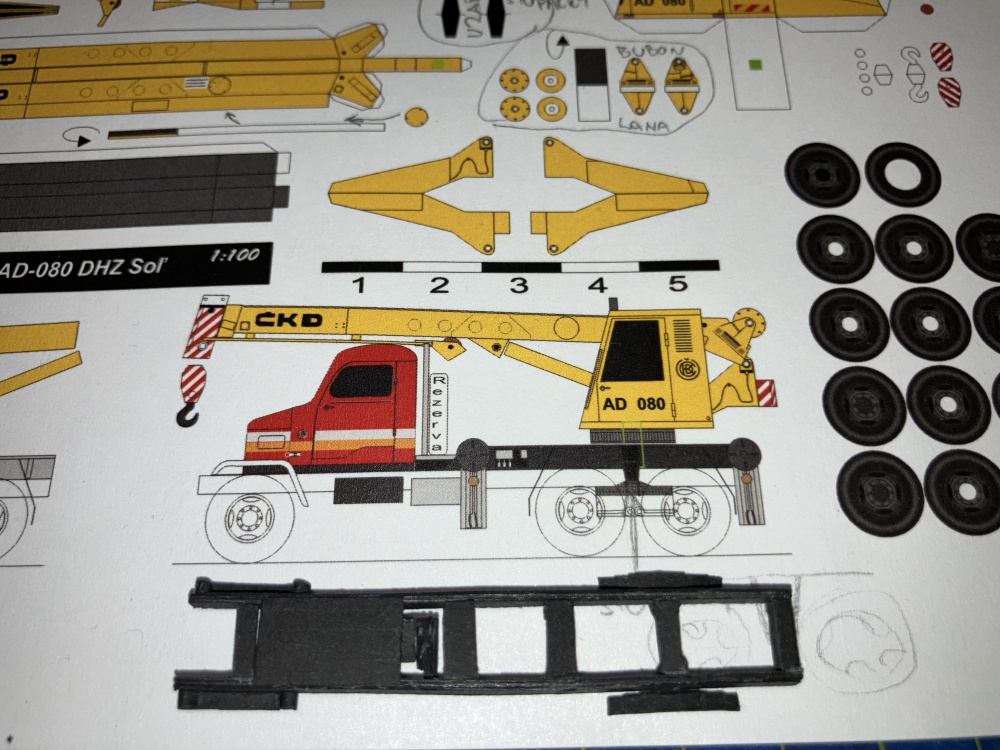 424513