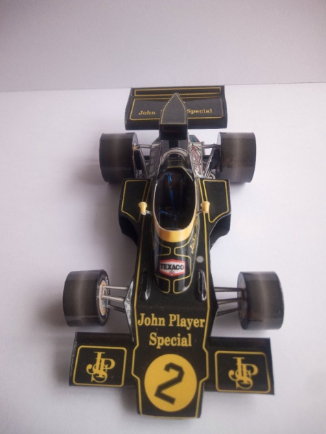 Lotus 72D