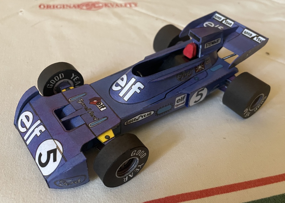Tyrrell Ford 005 (Plná velikost v novém okně) Tyrrell Ford 005