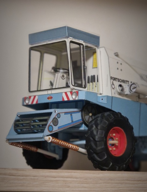Fortschritt E512