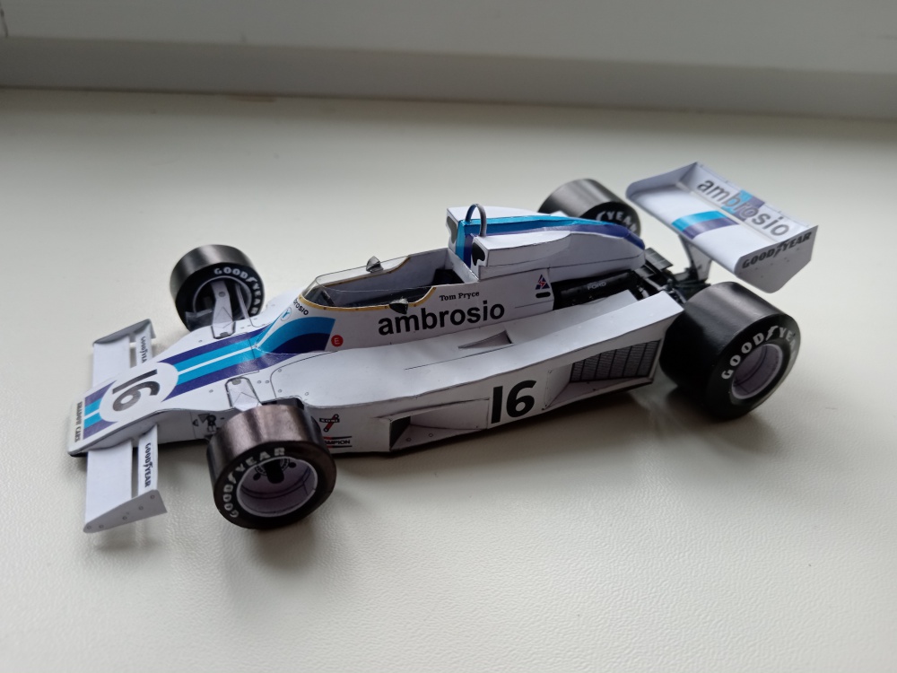 Shadow DN 8-1977 (Pln� velikost v nov�m okn�) Shadow DN 8-1977